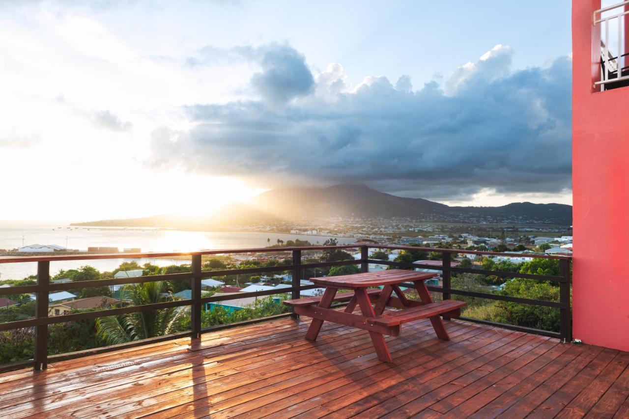 La Vue De Basseterre Apartments - Luxury In Bird Rock Exterior photo